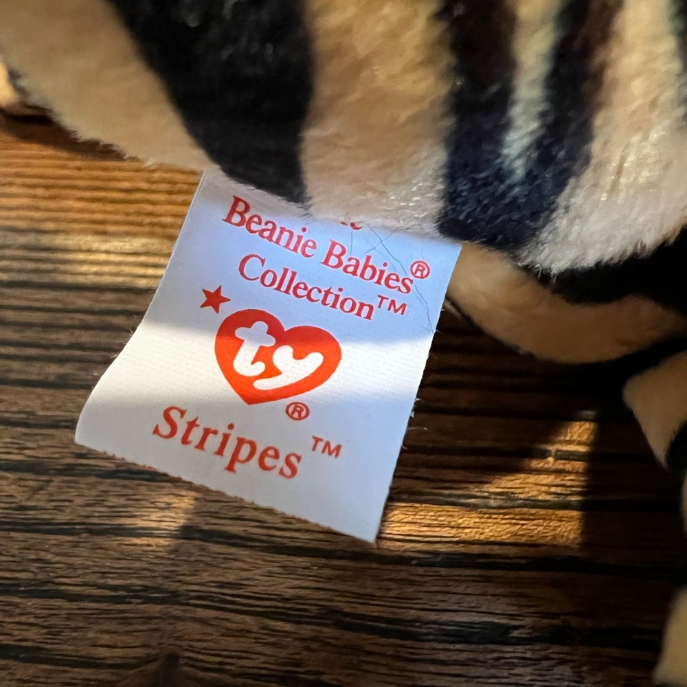 3 Beanie Babies, TY, NWT, Collectable, Vintage,☘️, Dublin,Stripes,Ants - Picture 2 of 10